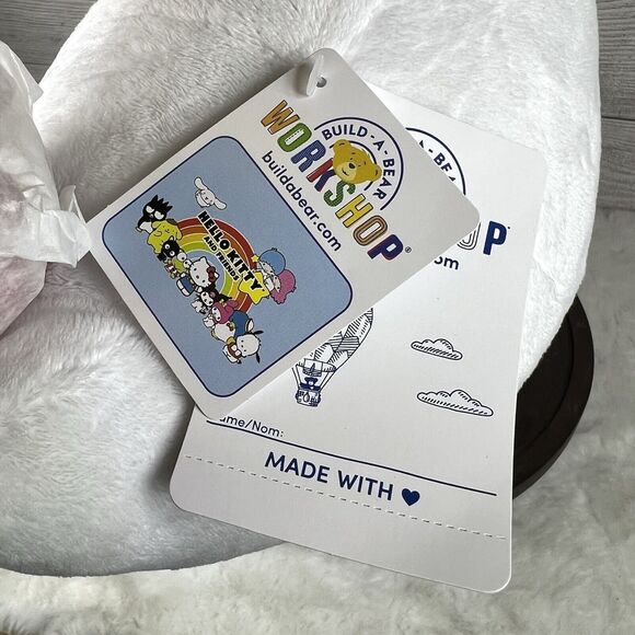 Sanrio Red Bow Hello Kitty and Snowy Tiny Chum Plush Christmas Gift Set - Picture 5 of 10